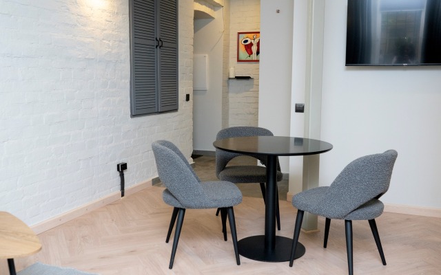 Easyguest u Metro Tsvetnoy Bulvar Apartments