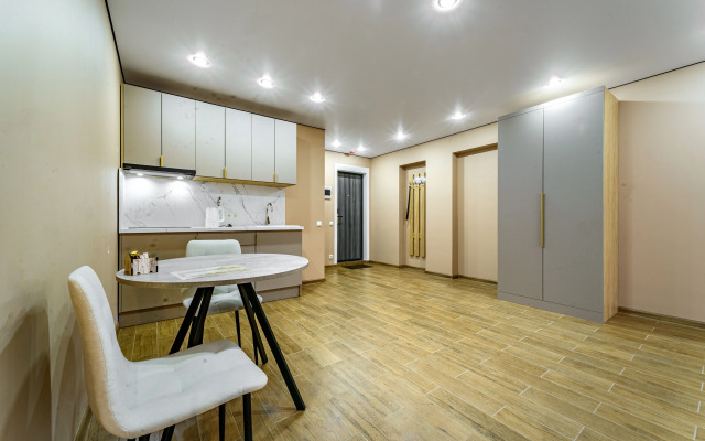 Portal Apartments №27 na Druzhbe 15 Apartment