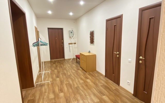 3 Komnatnaya Kvartira Naprotiv Akvaparka Flat
