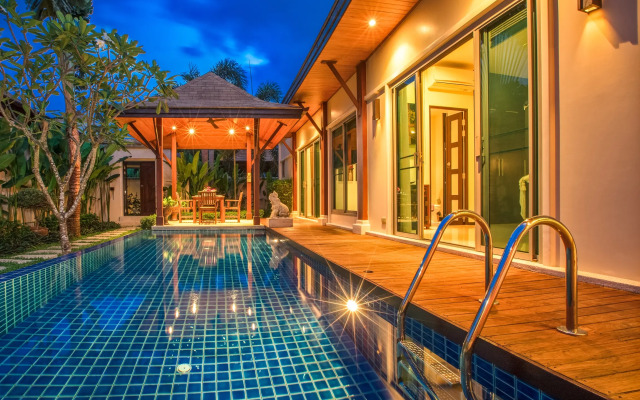 Buton 3 BR, Private Pool, Nai Harn Beach Villa