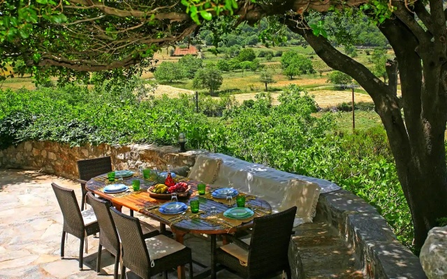 Villa Askyfou