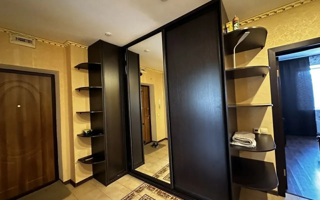 Dvukhkomnatnaya Na Bakalinskoy, 25 Flat