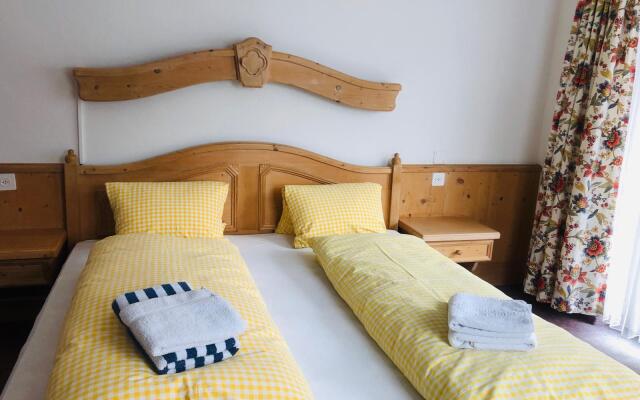 Garni Collina Apartments
