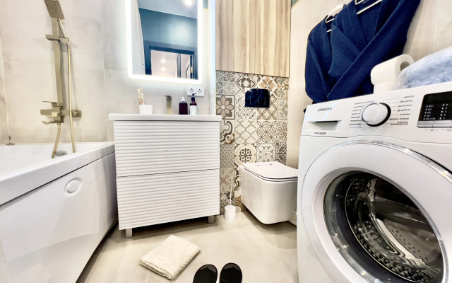 VyDoma na Tyumenskom Arbate s vidom na Bul'var Dzerzhinsko Apartments