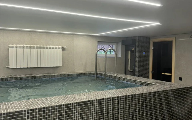 Ostrov Very Na 13 CHelovek SPA kompleks Bania Na Drovakh Bassein Guest House
