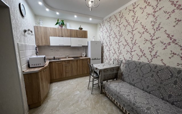 Kvartira Alexhome Rp Sverdlovskiy Alekseya Korotkova 1 Apartments