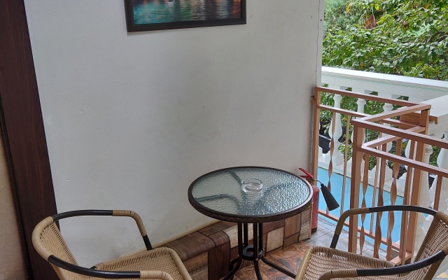 Lazurnyij Briz Guest house