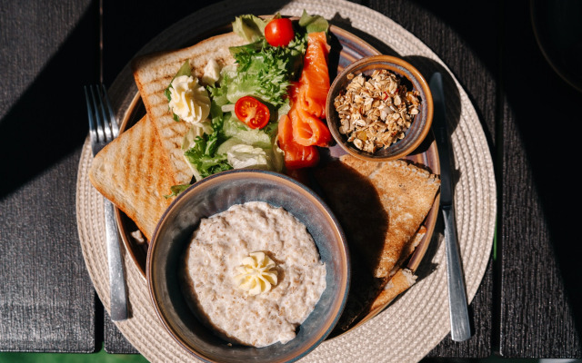 Отель Туристский оздоровительный комплекс Таежник