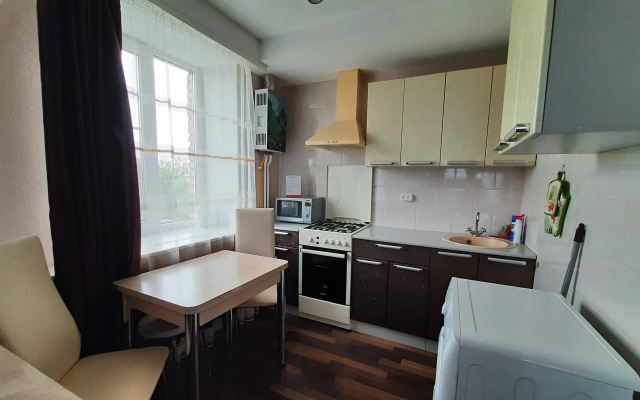 na Olega Zobova 11 Apartment