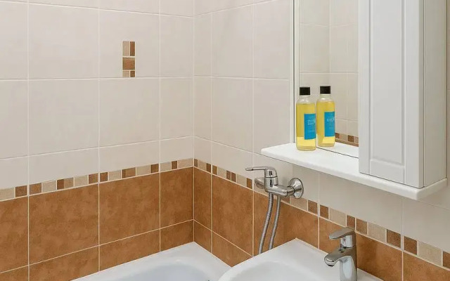 Апартаменты Комфортабельная Трешка