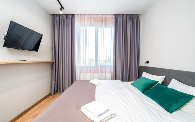 V Apart-Otele Kirovsky Avenir Apartments