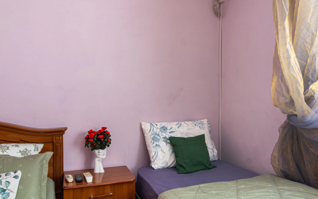 Na Leselidze 10b Guest House