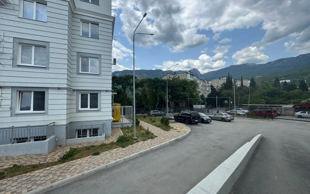 Stilnaya Dvukhkomnatnaya V Gurzufe Flat