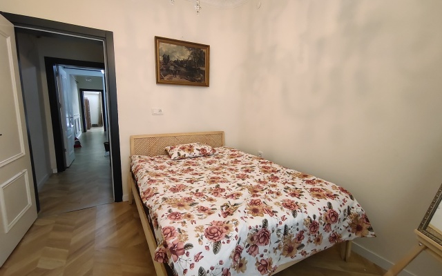 Apartments 2BR balcony house near Hilton bosphorus hotel