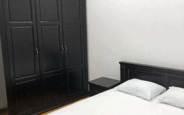 Uyutnaya Kvartira v Tsentre Goroda Flat