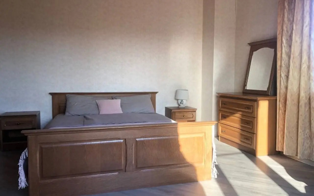 V Zheleznovodske Private House