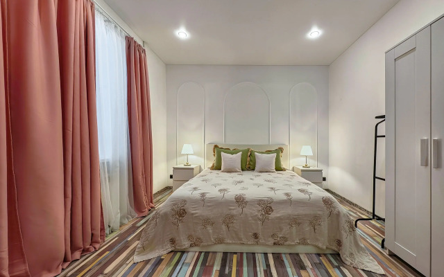 Апартаменты Жуковского 12 Color