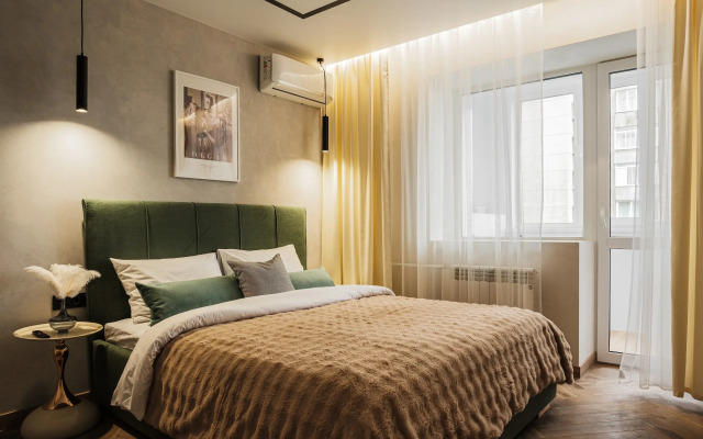 Dvukhkomnatnaya S Novym Remontov Naprotiv Opernogo Teatra Apartments