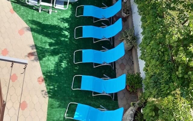 Garmoniya Guest House