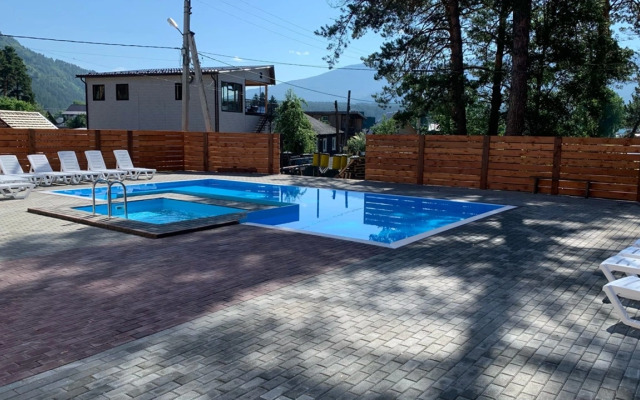 Manzherok Park-Hotel