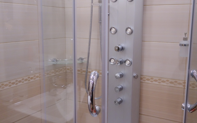 Comfy Place Lesnaya 2B Apartments