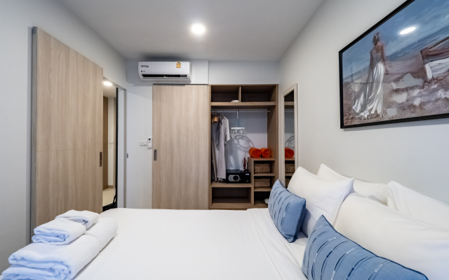 Komfortnye v Laguna Skypark Apartments