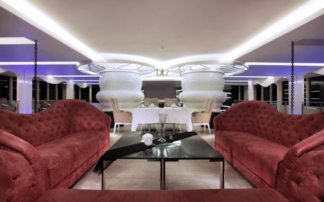 Aston Kupang Hotel & Convention Center
