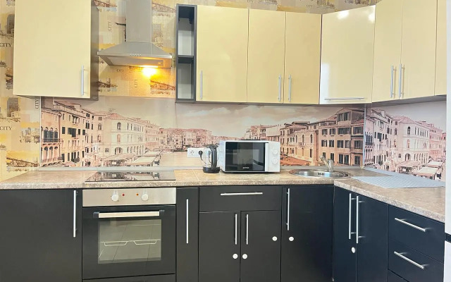 Апартаменты Уютные 3-комнатные на Июльских Днях 1к1