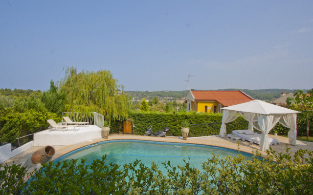 Bozis Private Pool Siviri Villa