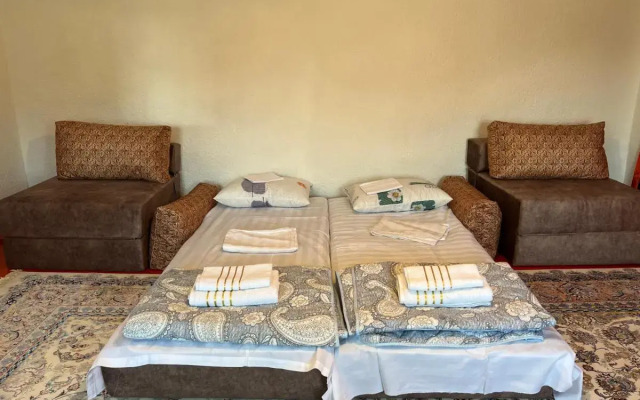 Gostevoy Dom Atai Guesthouse