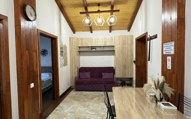 Nur House Hotel