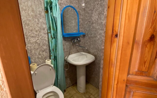 Yana Guest House