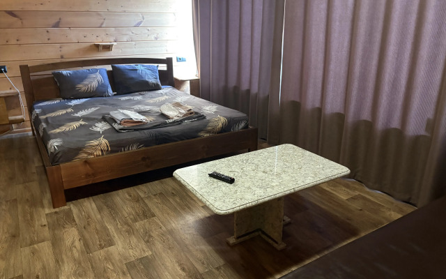 Отель Лукино