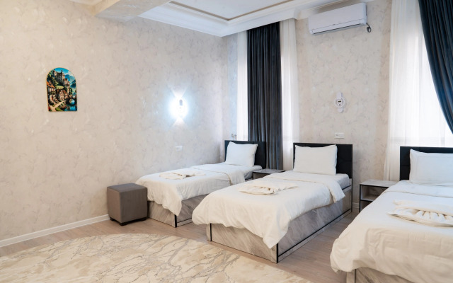 Hotel Status Inn