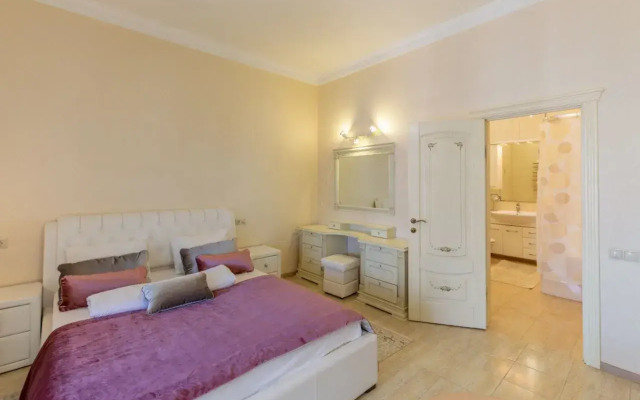 Na Krasnogvardeyskoy Ulitse 38AlitA Flat