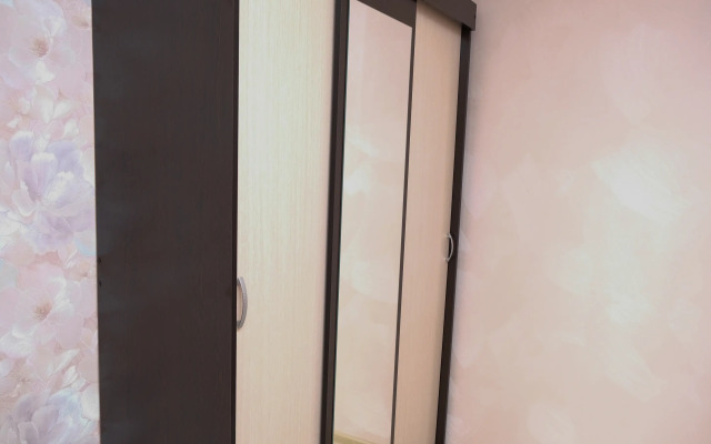 Bukhar Zhirau 44 V Serdtse Goroda Flat