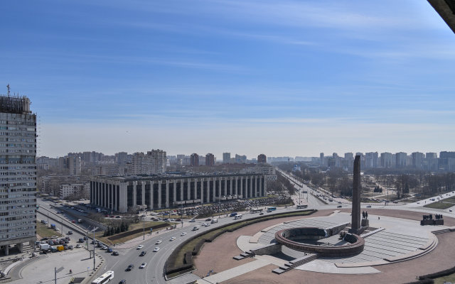 Апартаменты Magic Studio с панорамным видом у метро Московская
