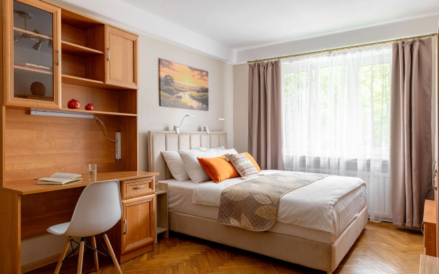 Dvukhkomnatnaya u Kad Flat