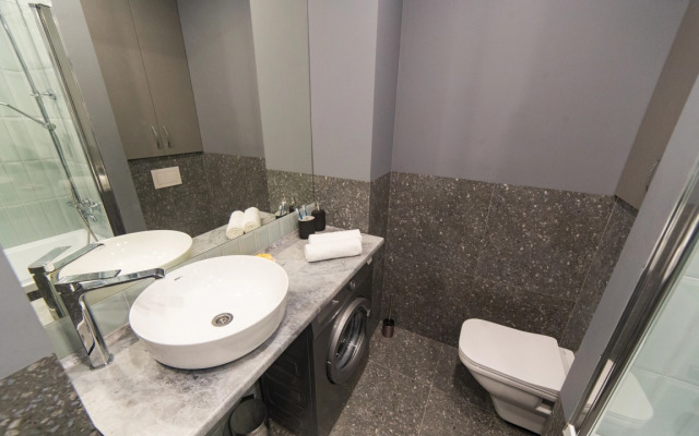 Апартаменты с видом на город и ванной