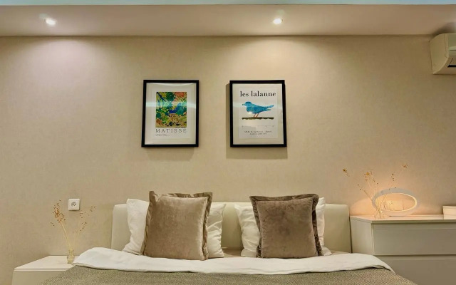 Апартаменты двухэтажные на ЗИЛе