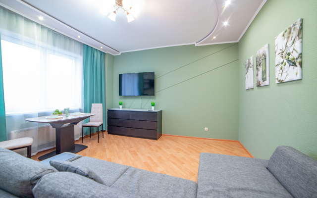 Апартаменты Бажова 68