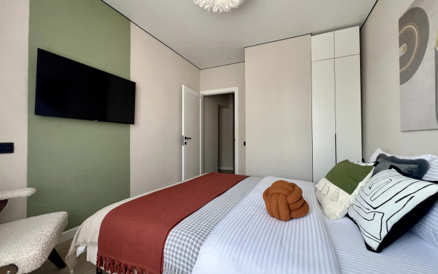 Квартира SOUTH CITY Двухкомнатная с дизайнерским ремонтом