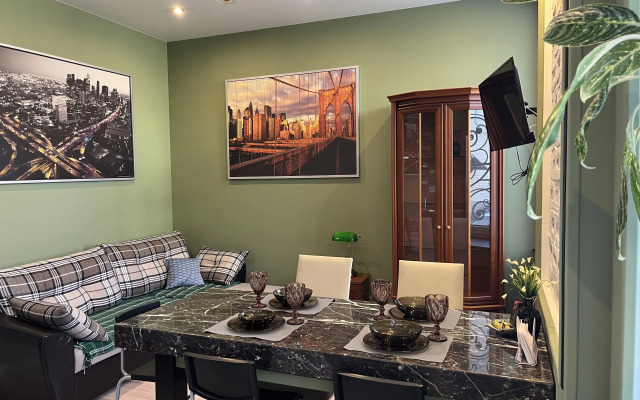 Апартаменты У Александровского Дворца