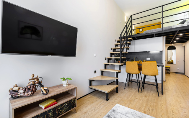 YELLOW Studio Apartments