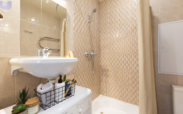 Апартаменты GOSTIO студия у метро Селигерская