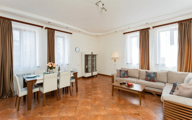 Апартаменты on Amiryan Str. 4/6-135