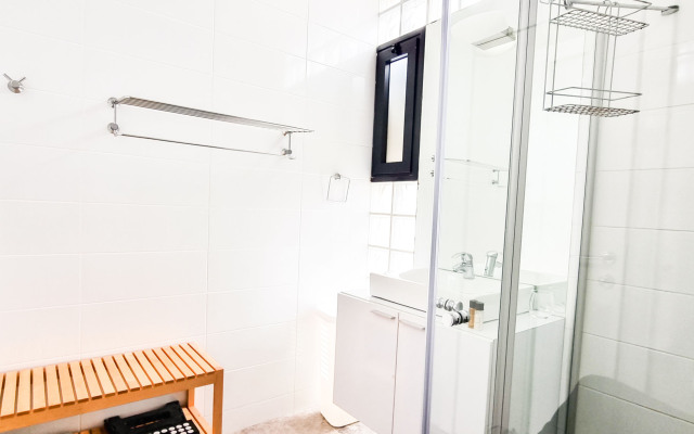 Ophrys 1BR Tel Avi Kerem Kalisher St TL66 Apartments