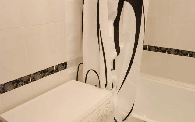 Апартаменты Уютная 2-х комнатная квартира у парка