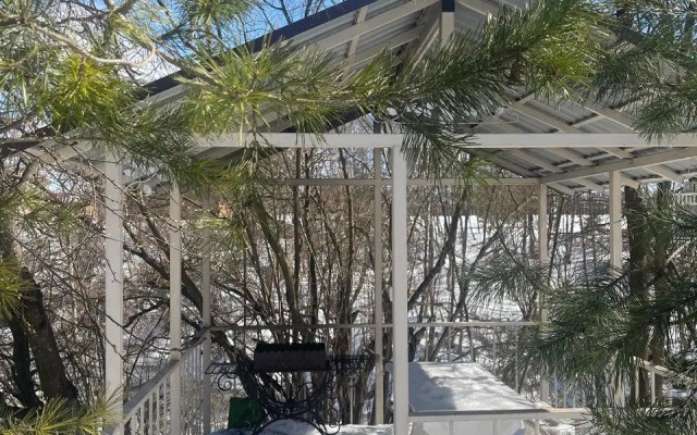 Частный дом Домик у воды