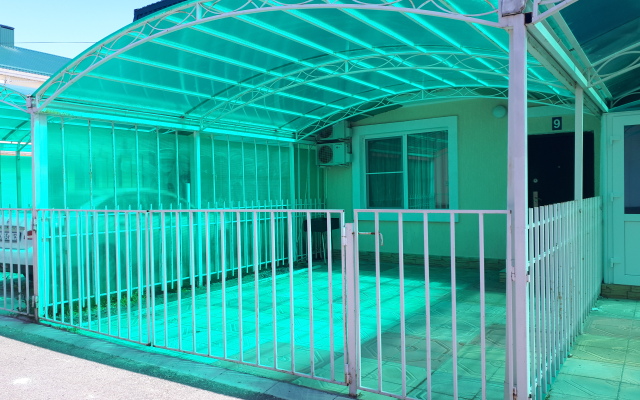 Na Chernom More Private House